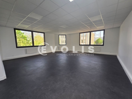 Photo 2 – location bureaux	IGNY (91430)