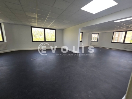 Photo 3 – location bureaux	IGNY (91430)