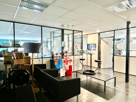 Photo 6 – location Entrepôts / activités	MERIGNAC (33700)