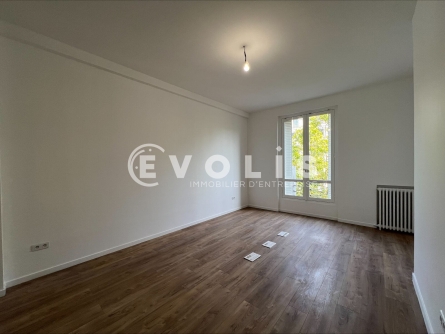 Photo 2 – location bureaux	PARIS (75016)