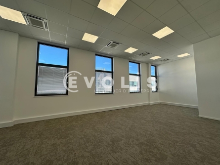 Photo 5 – location Entrepôts / activités	NANTERRE (92000)