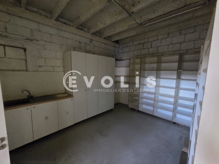 Photo 5 – location Entrepôts / activités	OLLAINVILLE (91340)