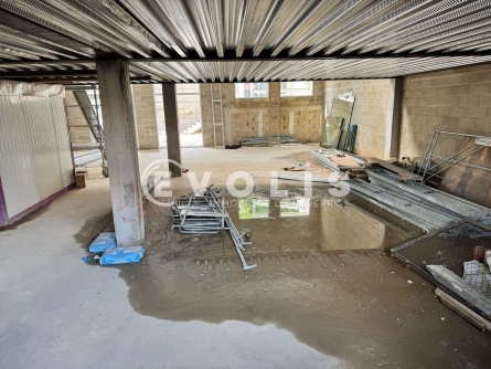 Photo 2 – location Entrepôts / activités	MONTREUIL (93100)