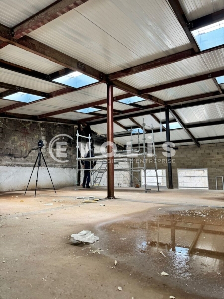 Photo 3 – location Entrepôts / activités	MONTREUIL (93100)