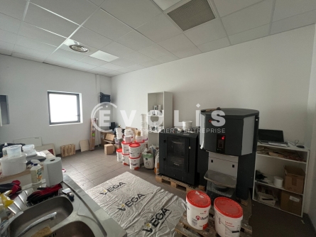 Photo 9 – location Entrepôts / activités	SERVON (77170)