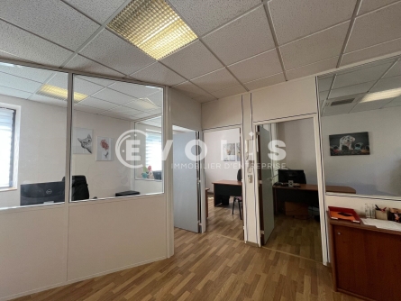 Photo 6 – vente bureaux	LES ULIS (91940)