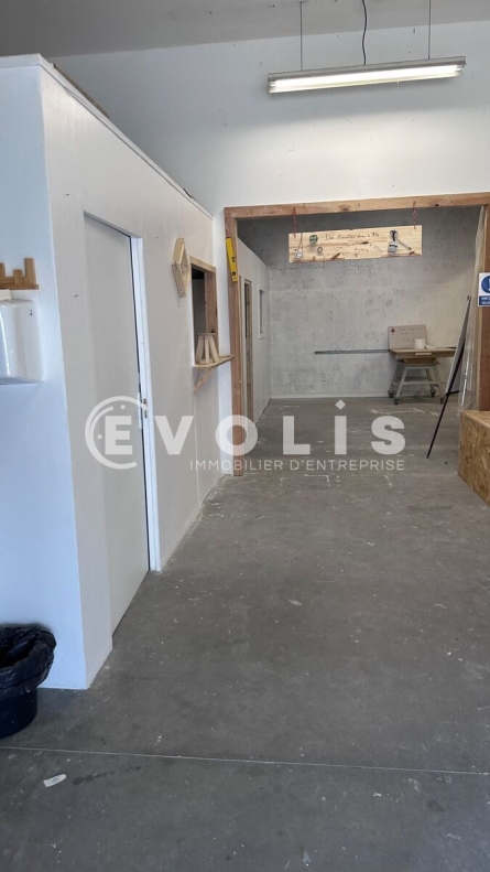 Photo 7 – location Entrepôts / activités	CENON (33150)