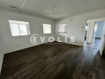 Photo 7 – location Entrepôts / activités	SAINT ANDRE DE CUBZAC (33240)