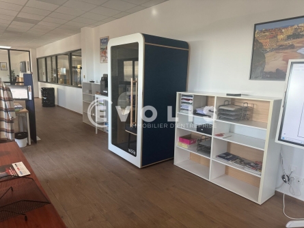 Photo 9 – location Entrepôts / activités	VILLEJUST (91140)