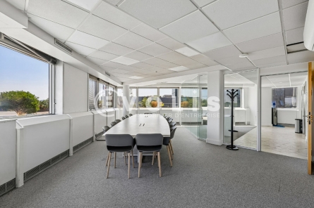 Photo 3 – location bureaux	SURESNES (92150)