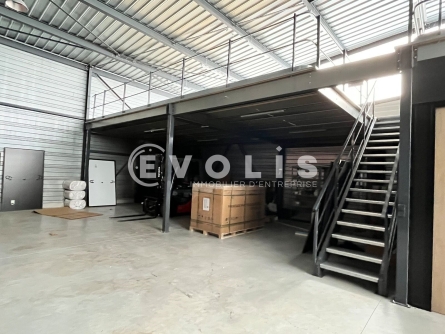 Photo 2 – location Entrepôts / activités	MERIGNAC (33700)