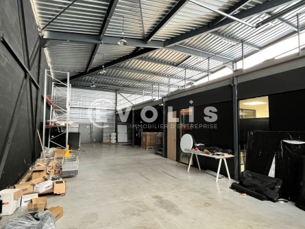 Photo 1 – location Entrepôts / activités	MERIGNAC (33700)