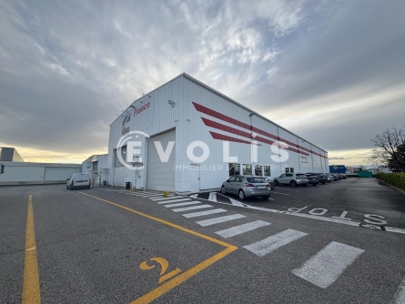 Photo 1 – vente Entrepôts / activités	CHASSIEU (69680)