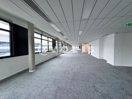Photo 5 – location bureaux	CHAMPAGNE AU MONT D'OR (69410)
