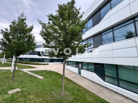 Photo 1 – location bureaux	CHAMPAGNE AU MONT D'OR (69410)