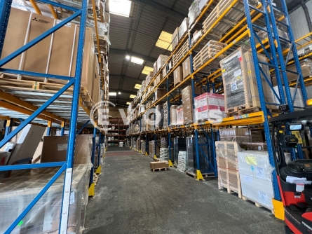 Photo 4 – vente Entrepôts / activités	OZOIR LA FERRIERE (77330)