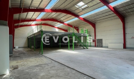 Photo 1 – location Entrepôts / activités	MARCQ EN BAROEUL (59700)