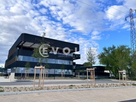 Photo 1 – vente bureaux	SAINT MAURICE DE BEYNOST (01700)