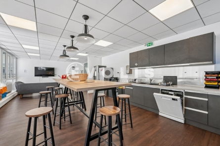Photo 8 – location bureaux	PARIS (75008)