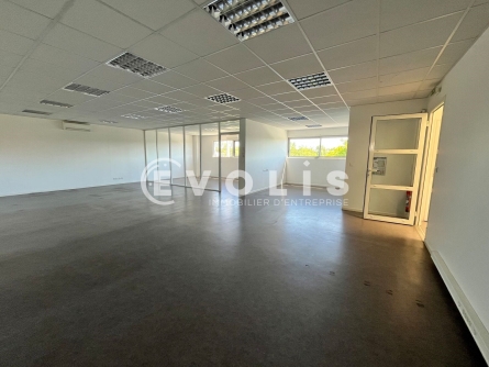 Photo 10 – location bureaux	ARTIGUES PRES BORDEAUX (33370)