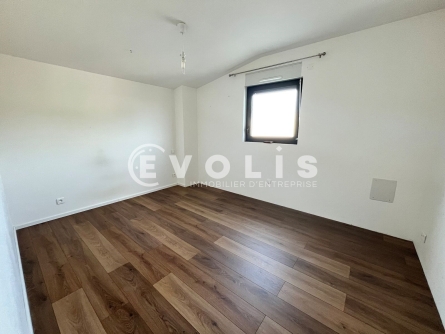 Photo 8 – location Entrepôts / activités	MIOS (33380)