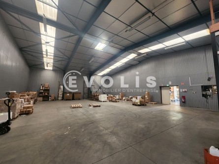 Photo 11 – location Entrepôts / activités	BOURGOIN JALLIEU (38300)