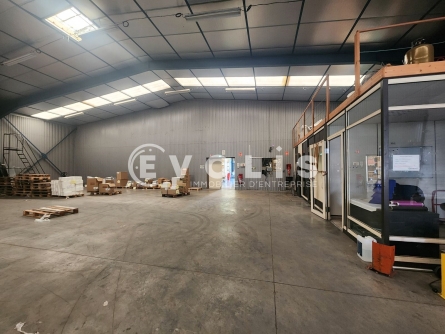 Photo 12 – location Entrepôts / activités	BOURGOIN JALLIEU (38300)