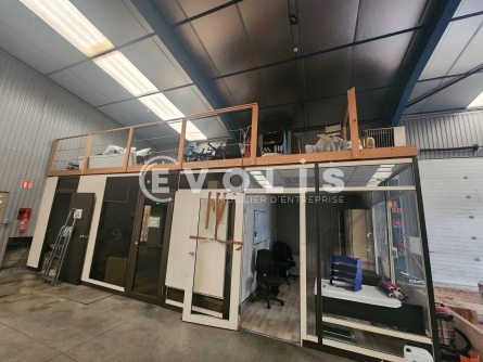 Photo 13 – location Entrepôts / activités	BOURGOIN JALLIEU (38300)