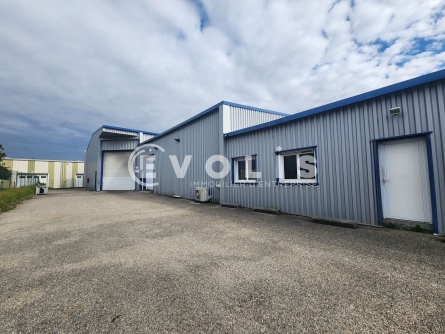 Photo 2 – location Entrepôts / activités	BOURGOIN JALLIEU (38300)