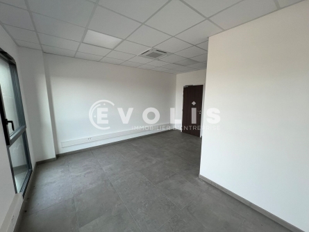 Photo 11 – location Entrepôts / activités	VILLETTE D'ANTHON (38280)