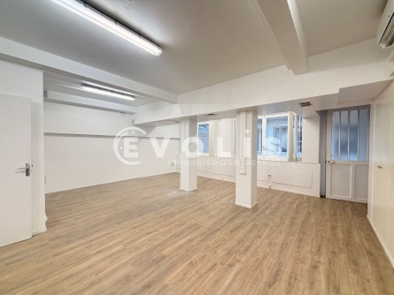 Photo 2 – location bureaux	PARIS (75001)