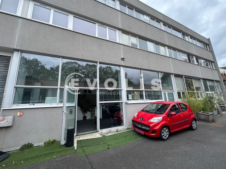 Photo 2 – location bureaux	LE KREMLIN BICETRE (94270)