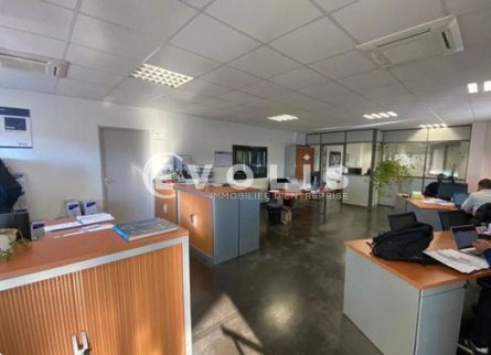 Photo 7 – location Entrepôts / activités	VOURLES (69390)
