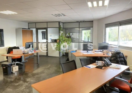Photo 8 – location Entrepôts / activités	VOURLES (69390)