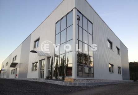 Photo 1 – location Entrepôts / activités	VOURLES (69390)