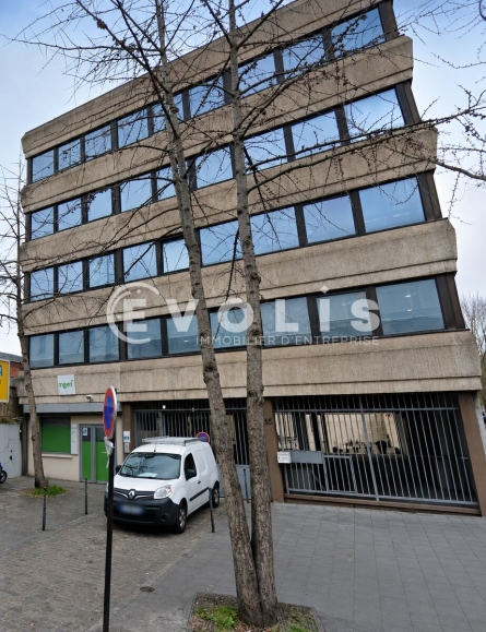 Photo 1 – location bureaux	IVRY SUR SEINE (94200)