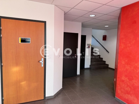 Photo 2 – location bureaux	RILLIEUX LA PAPE (69140)