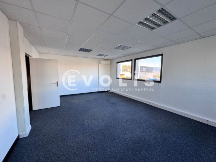 Photo 8 – location bureaux	RILLIEUX LA PAPE (69140)