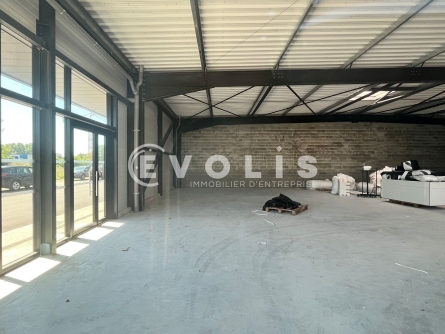 Photo 1 – location Locaux commerciaux	SAINTE EULALIE (33560)
