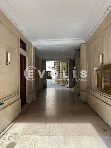 Photo 6 – location bureaux	PARIS (75008)