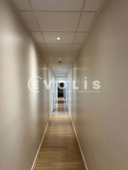 Photo 5 – location bureaux	PARIS (75008)