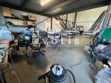 Photo 7 – location Entrepôts / activités	SAINT VULBAS (01150)