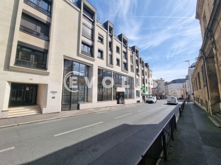 Photo 1 – location bureaux	LE KREMLIN BICETRE (94270)