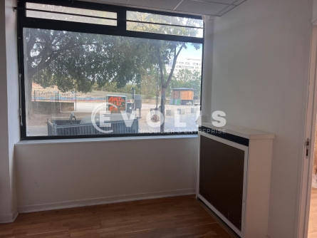 Photo 8 – vente bureaux	PARIS (75014)