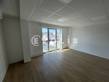 Photo 5 – location bureaux	BORDEAUX (33300)
