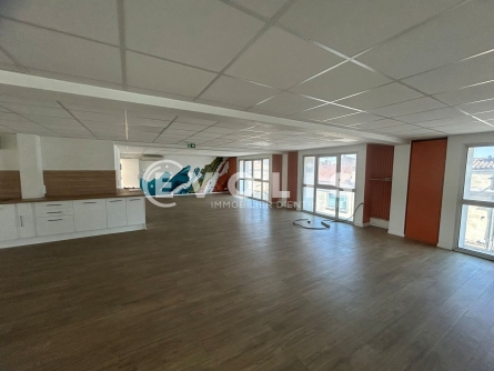 Photo 1 – location bureaux	BORDEAUX (33300)