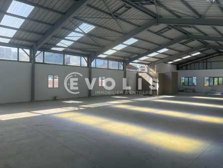Photo 1 – location Entrepôts / activités	VILLEURBANNE (69100)