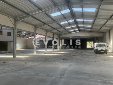 Photo 2 – location Entrepôts / activités	VILLEURBANNE (69100)