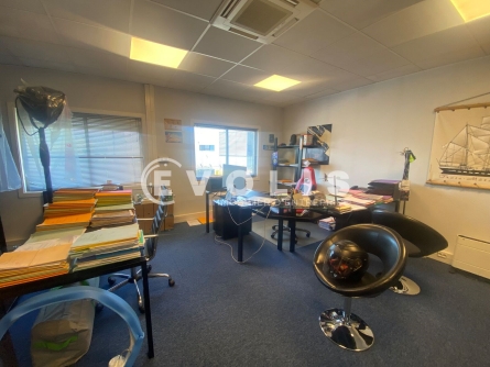 Photo 4 – vente Entrepôts / activités	CHAMPIGNY SUR MARNE (94500)