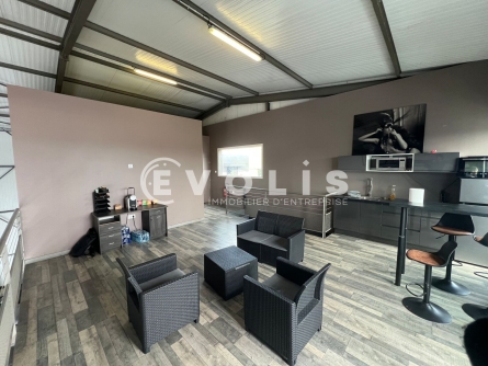 Photo 4 – location Entrepôts / activités	GENAS (69740)